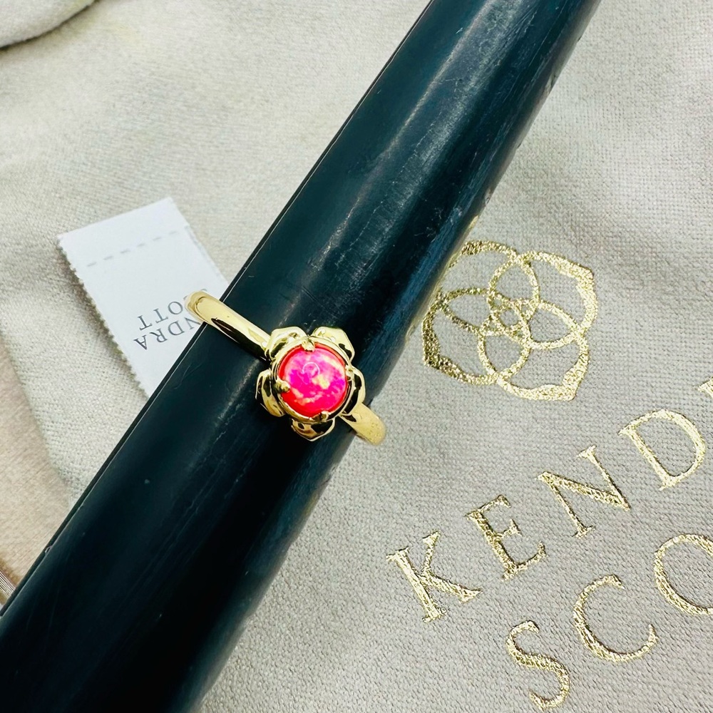 NEW! Kendra Scott Hot Pink Kyocera Opal Susie Gold Band Ring - Picture 15 of 16